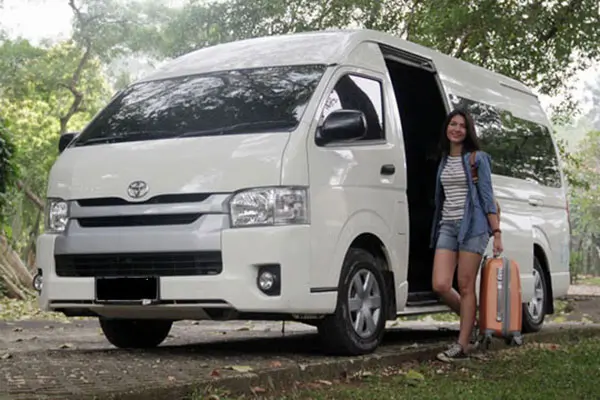 Pastikan Sewa Mobil Toyota Hiace Commuter di Mandalika Pastikan Sewa Mobil Toyota Hiace Commuter di Mandalika